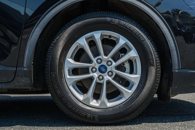 Used 2020 Ford Escape SE FWD image 32