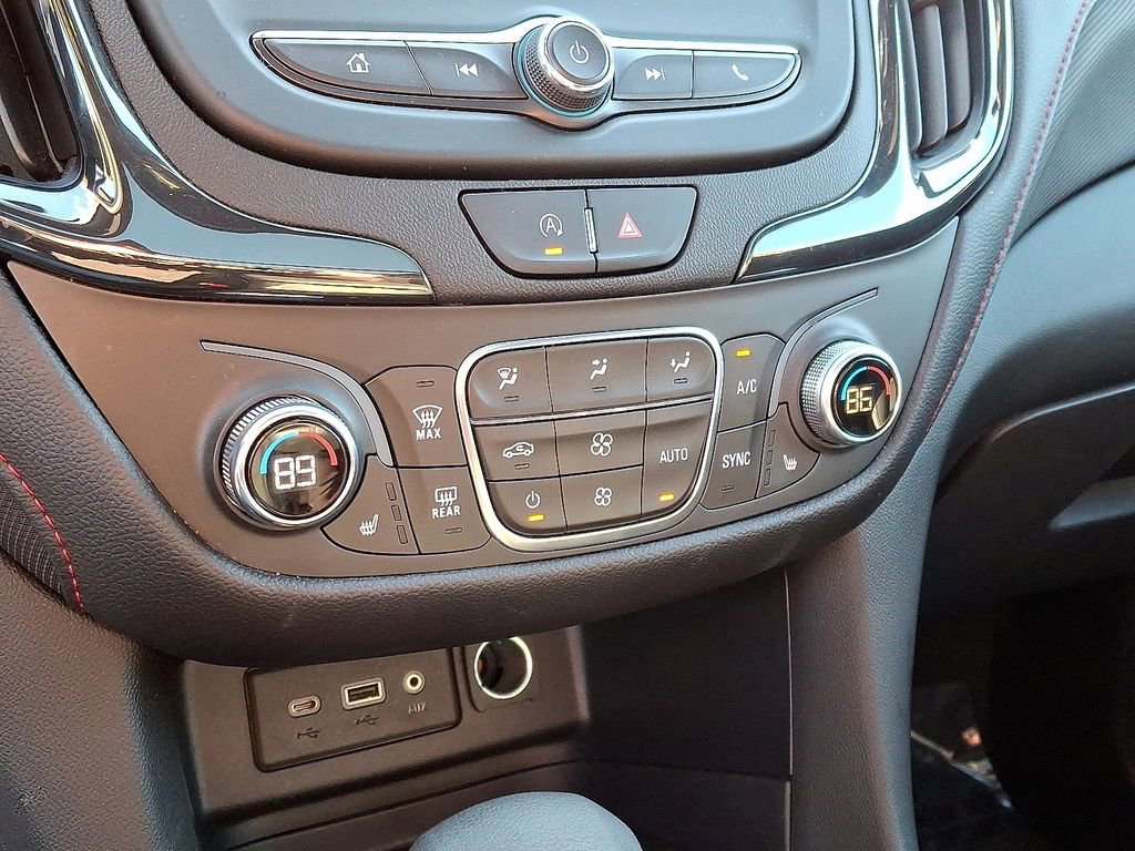 Used 2022 Chevrolet Equinox RS image 16