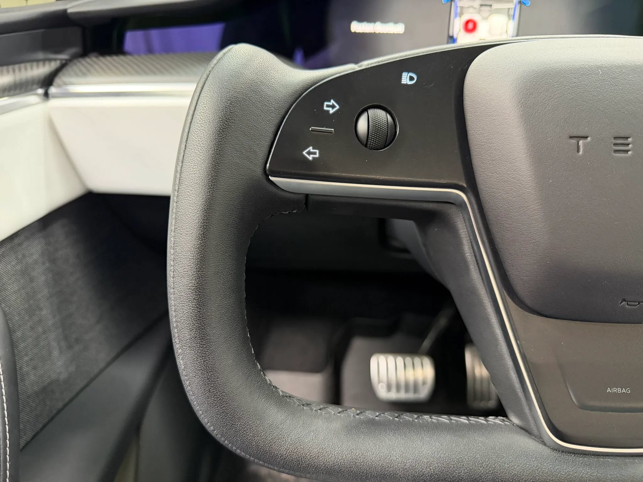 Used 2023 Tesla Model X Plaid AWD/4WD image 34
