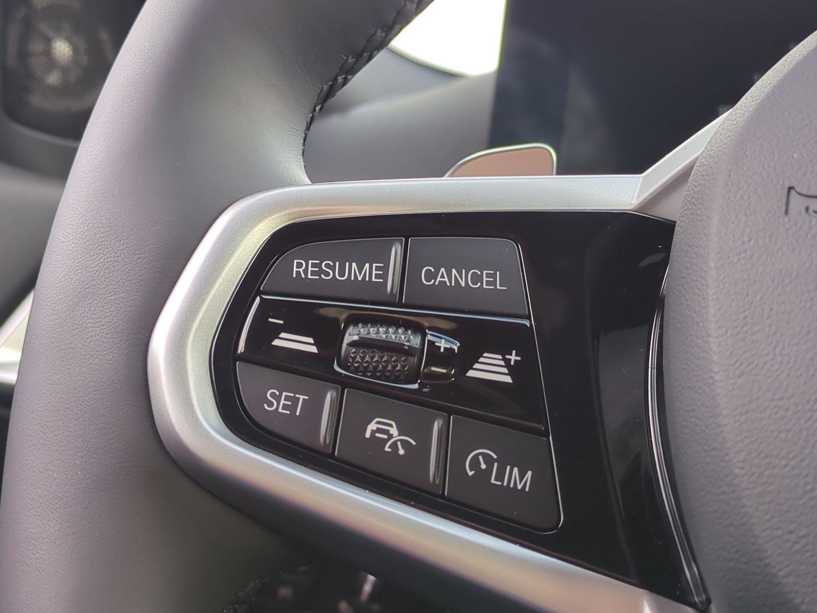 Certified 2026 BMW 330i Sedan RWD image 19