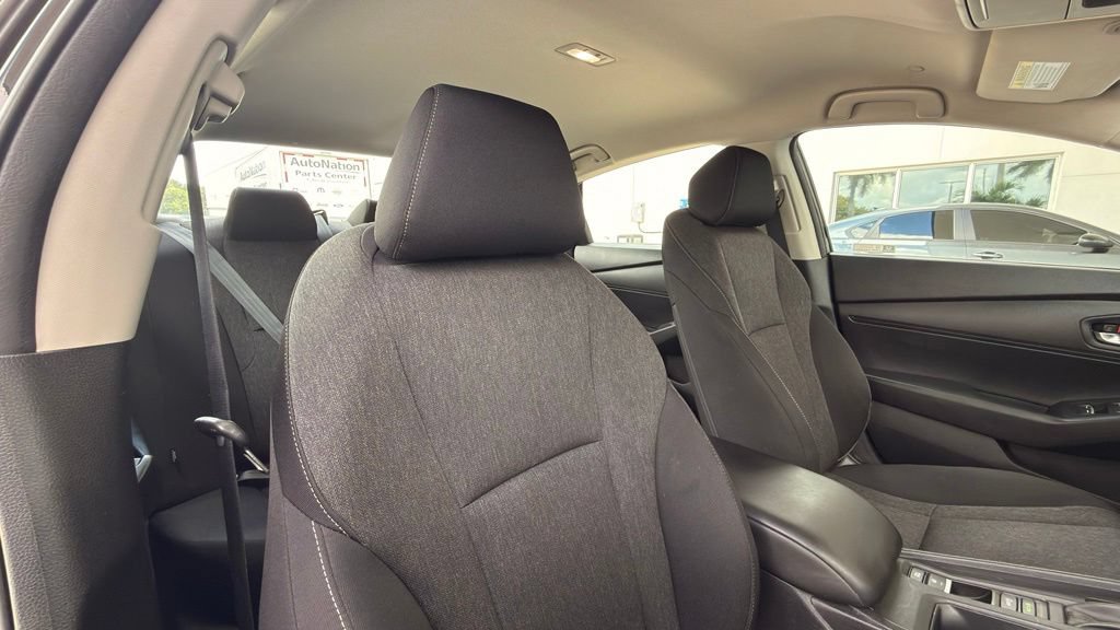 Certified 2023 Honda Accord LX image 9