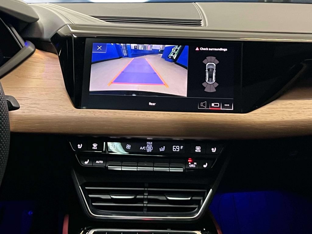 Certified 2024 Audi e-tron GT Premium Plus AWD/4WD image 17