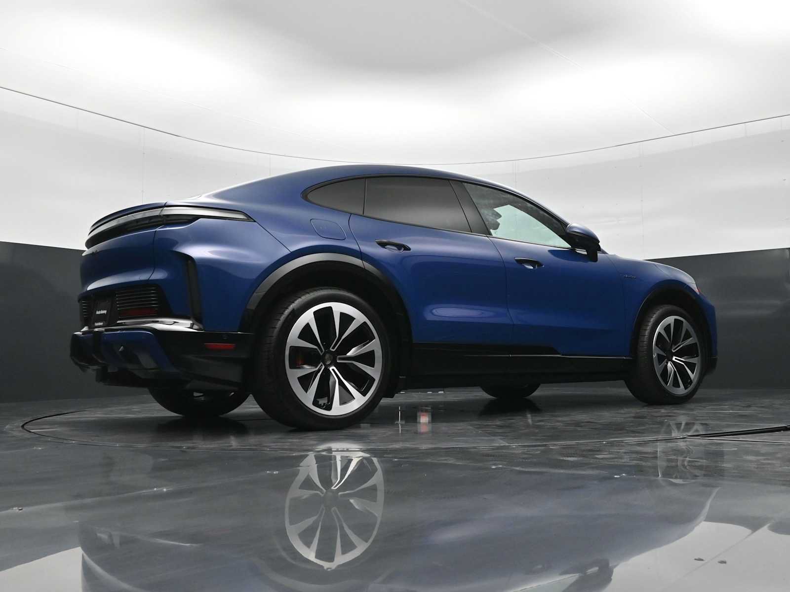 New 2026 Porsche Cayenne Turbo AWD/4WD image 45