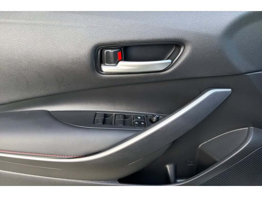 Certified 2025 Toyota Corolla SE w/ SE Premium Package FWD image 11