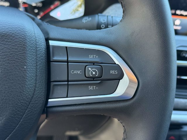 Certified 2023 Jeep Compass Latitude AWD/4WD image 29