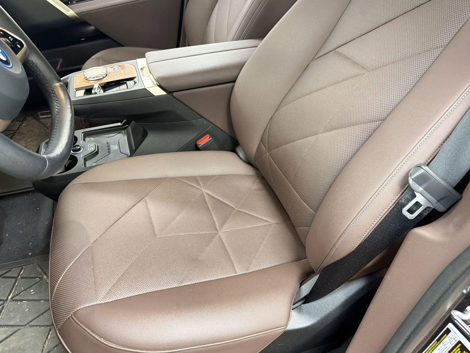 Certified 2023 BMW iX M60 w/ Executive Package image 13