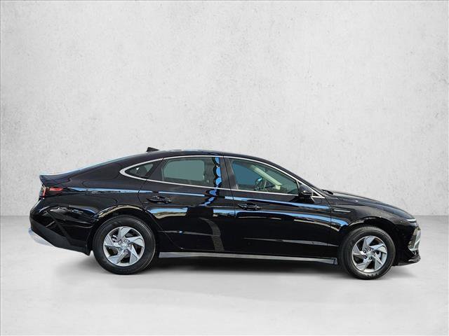 New 2026 Hyundai Sonata SE FWD image 4