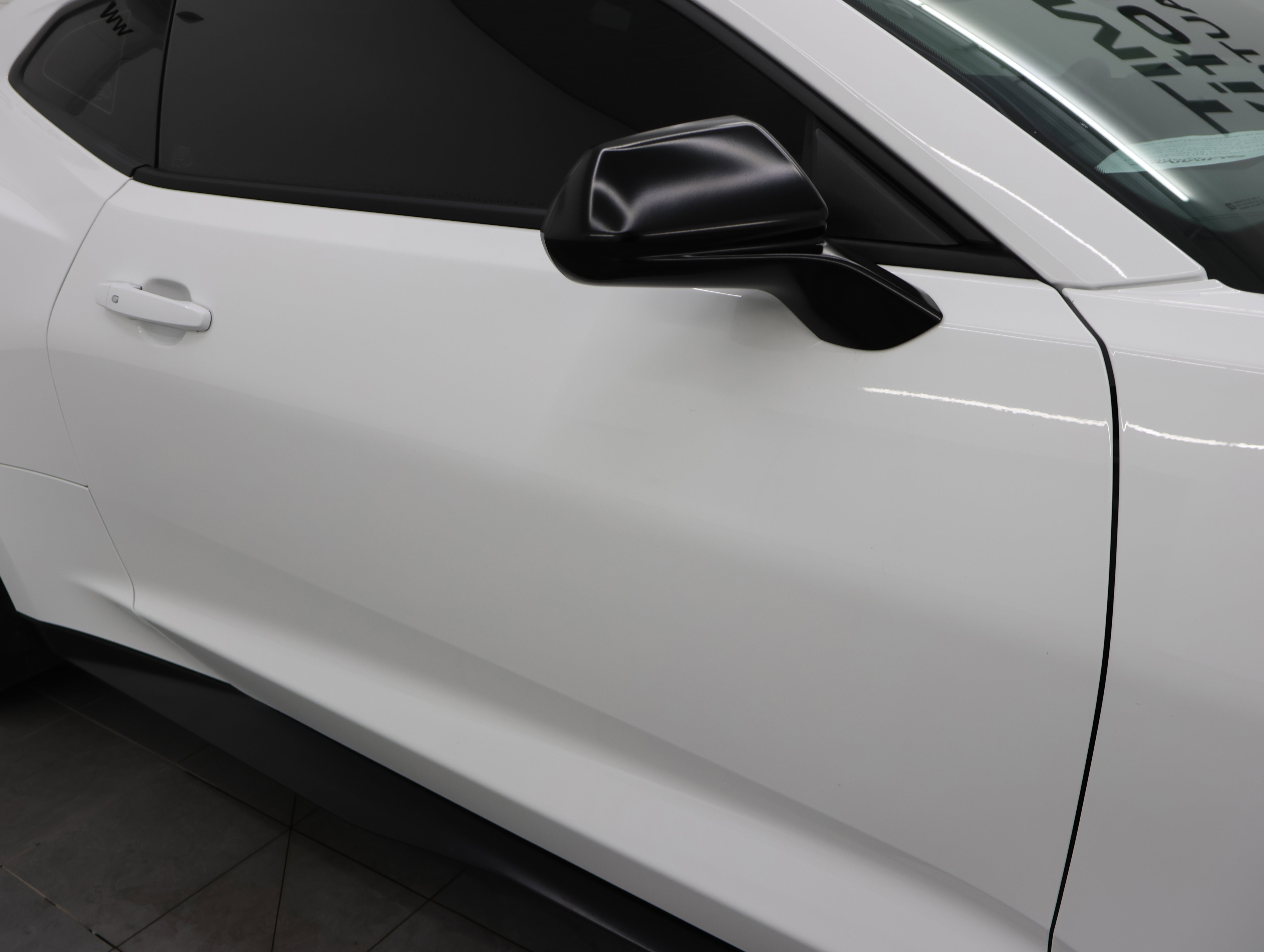 Used 2019 Chevrolet Camaro ZL1 RWD image 24