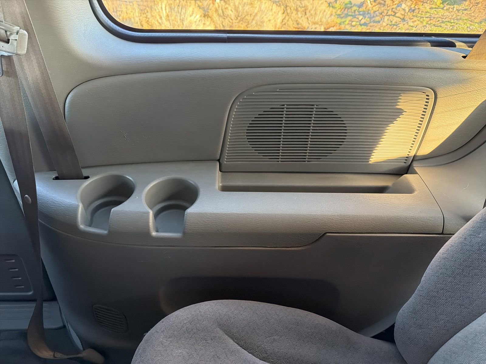 Used 2003 Dodge Grand Caravan Sport FWD image 74