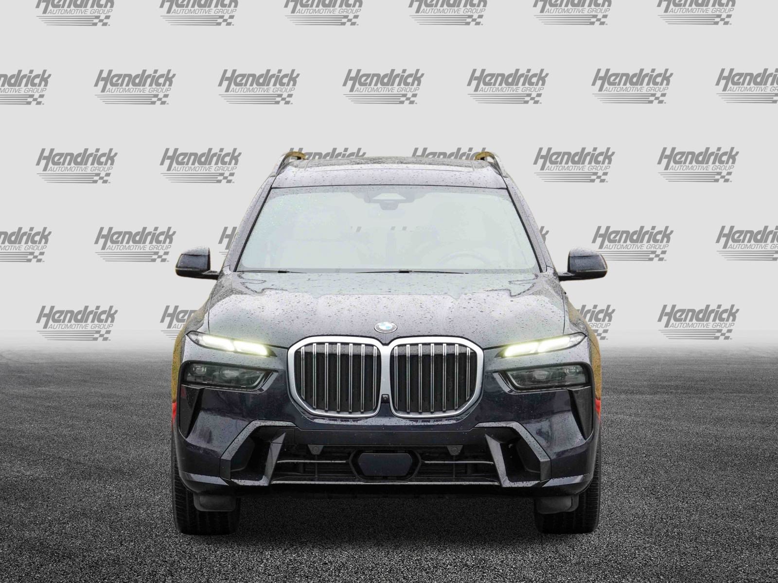 Certified 2023 BMW X7 xDrive40i w/ M Sport Package image 3
