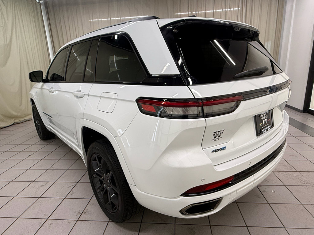 Used 2024 Jeep Grand Cherokee Limited 4xe image 8