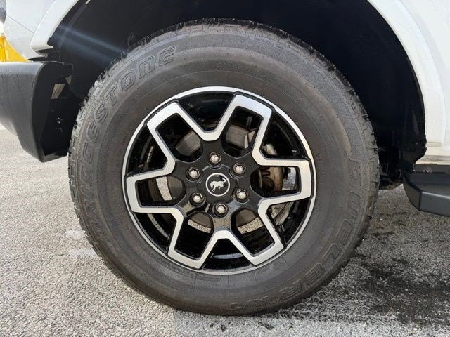 Used 2023 Ford Bronco Outer Banks image 24