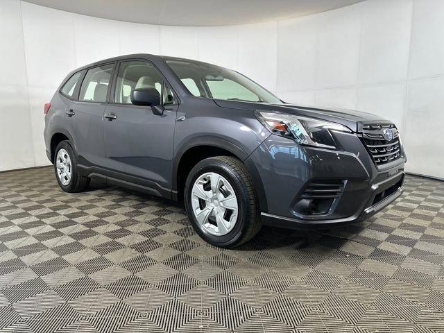 Used 2023 Subaru Forester image 2