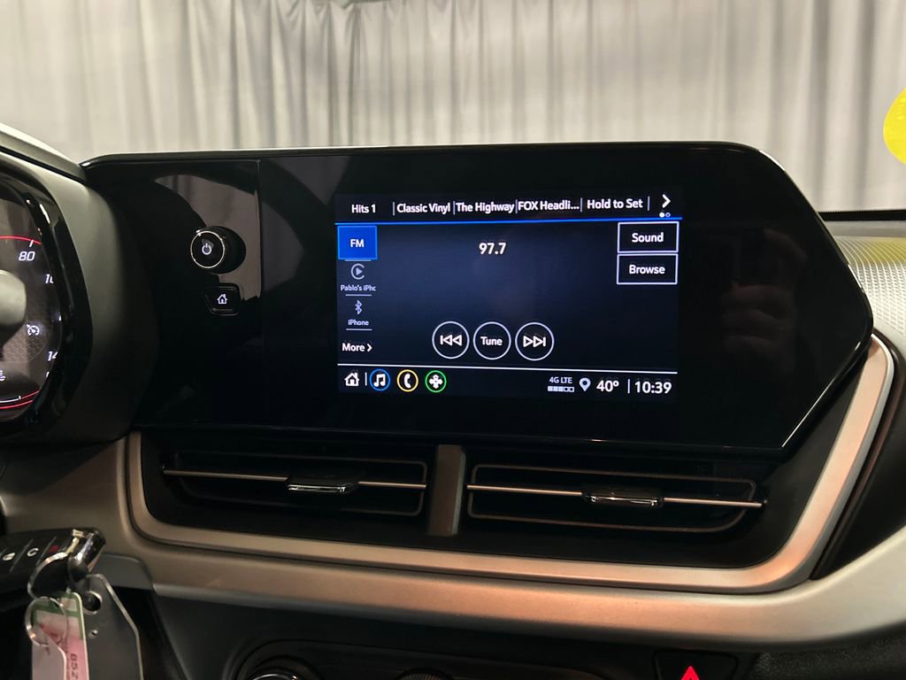 Used 2024 Chevrolet Trax RS w/ Driver Confidence Package image 17