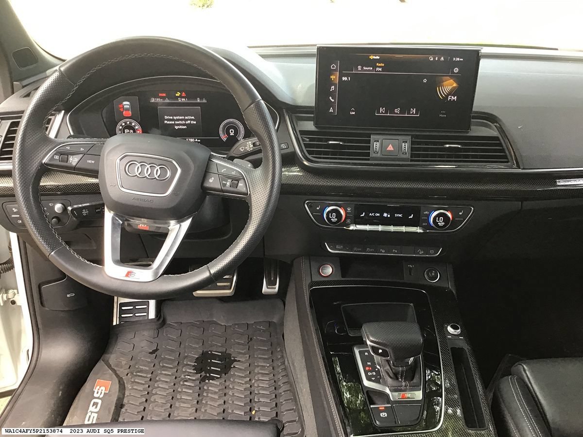 Used 2023 Audi SQ5 Prestige AWD/4WD image 12