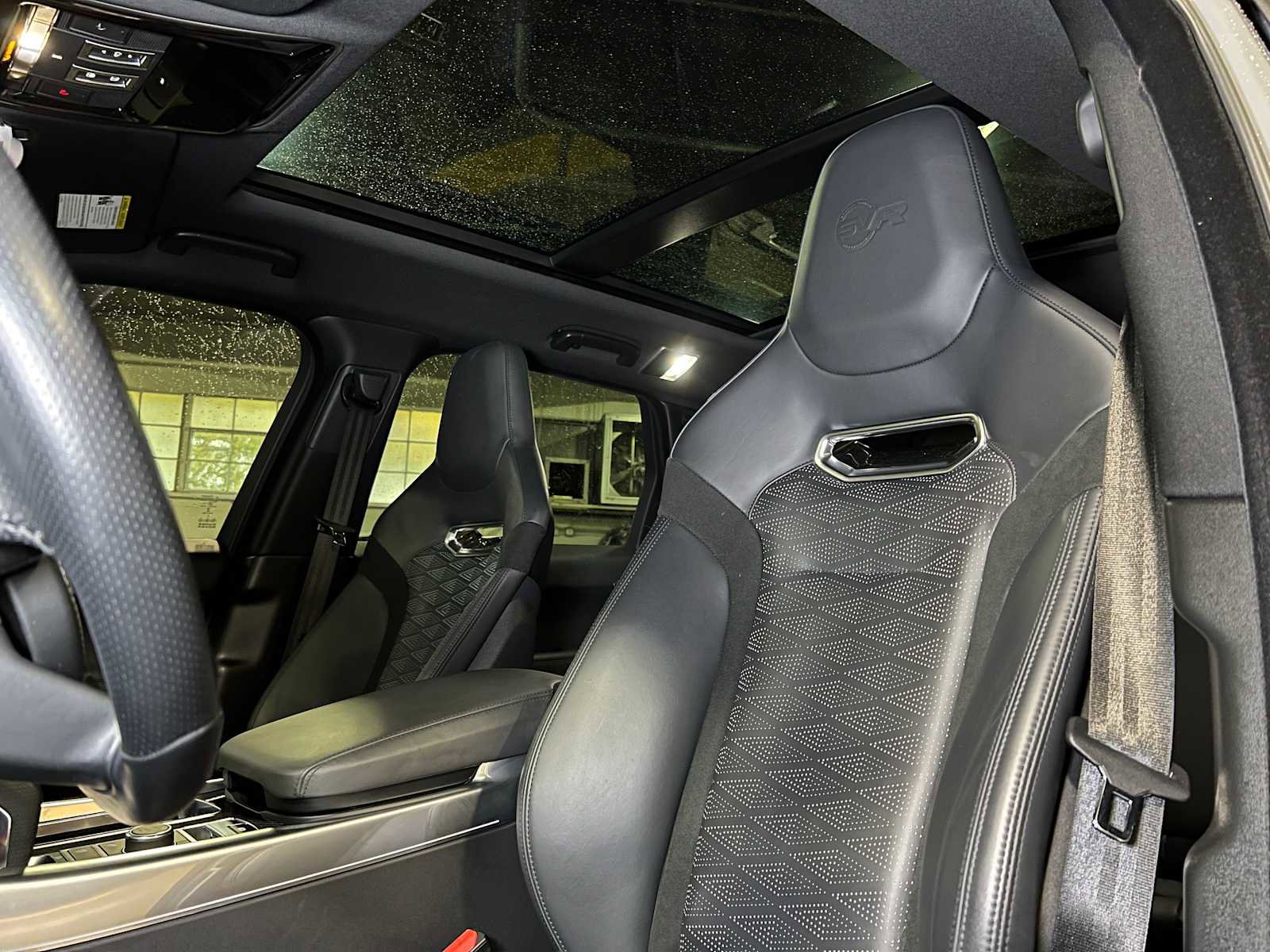 Used 2021 Land Rover Range Rover Sport SVR Carbon Edition image 25