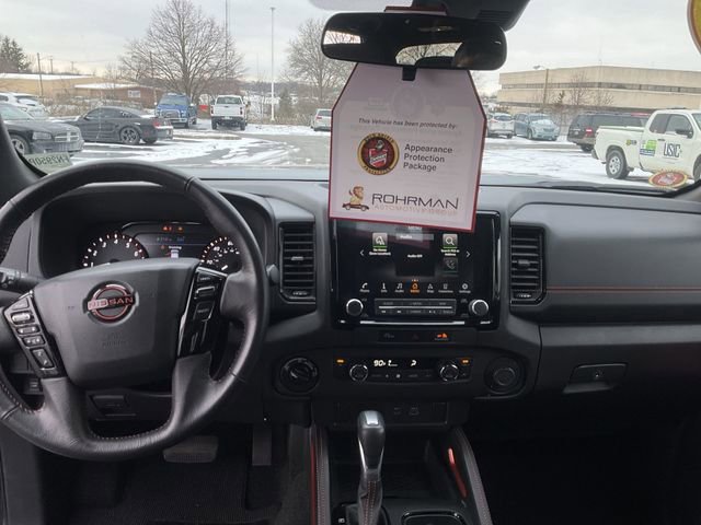 Used 2024 Nissan Frontier PRO-4X image 11