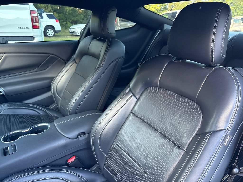 Used 2025 Ford Mustang GT Premium RWD image 11