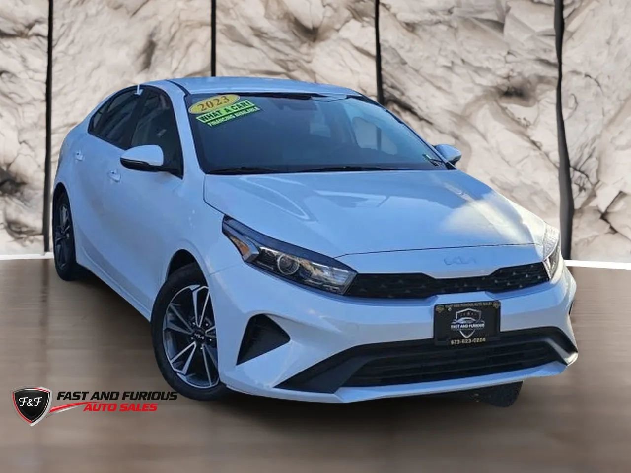 Used 2023 Kia Forte LXS w/ LXS Technology Package FWD image 1