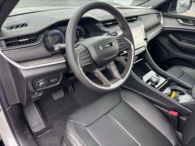 New 2026 Jeep Grand Cherokee Limited AWD/4WD image 17