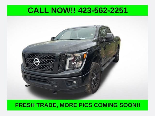 Used 2018 Nissan Titan SV w/ SV Convenience Package image 1