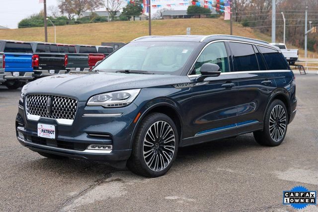 Used 2023 Lincoln Aviator Black Label w/ Class IV Trailer Tow Package image 6