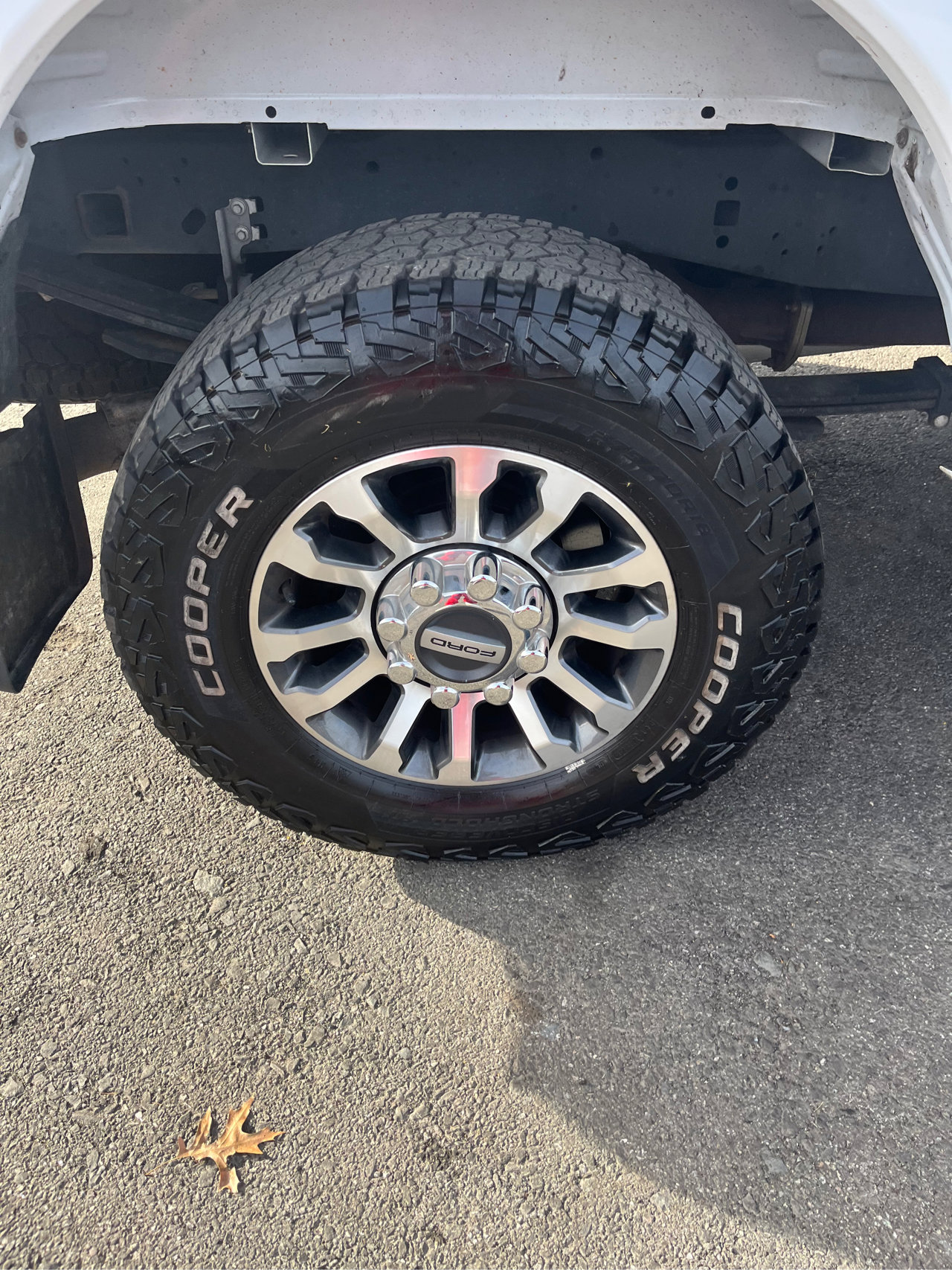 Used 2022 Ford F250 XL w/ STX Appearance Package image 25