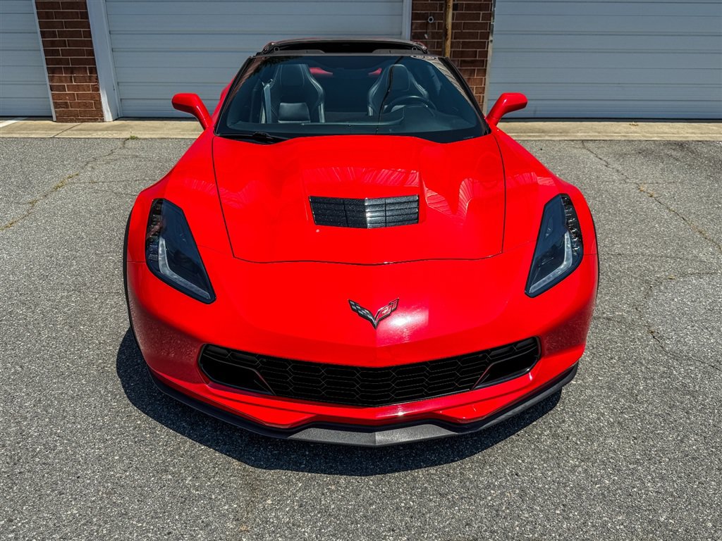Used 2019 Chevrolet Corvette Grand Sport w/ Carbon Flash Badge Package RWD image 11
