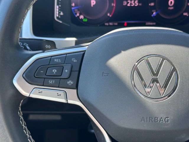 Used 2023 Volkswagen Atlas SE w/ Black Wheel Package FWD image 21