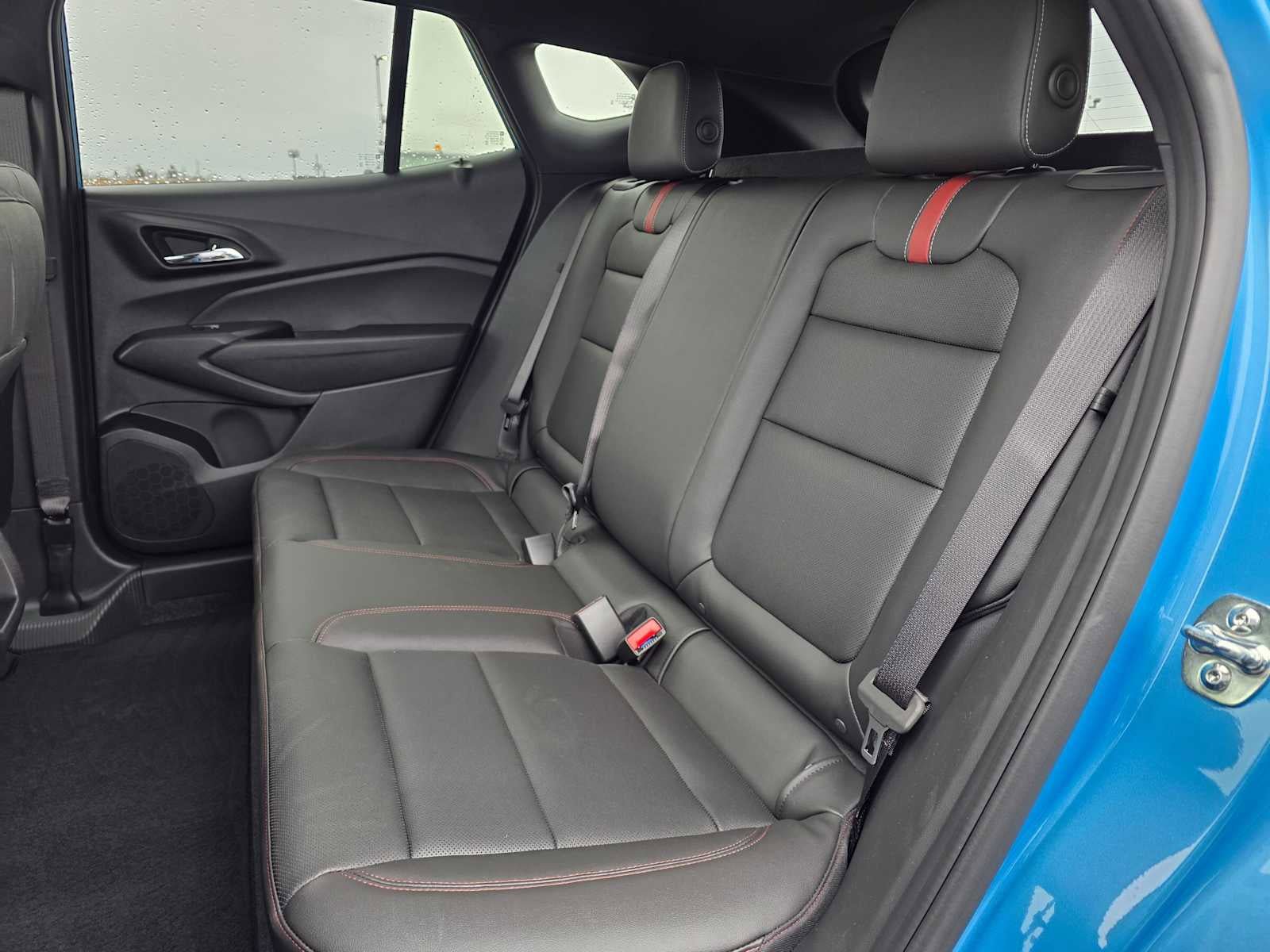 New 2026 Chevrolet Trax RS w/ Sunroof Package FWD image 17