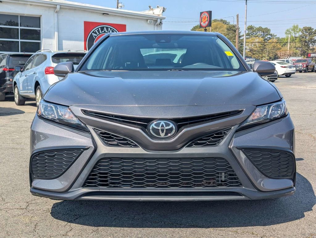 Used 2021 Toyota Camry SE image 9