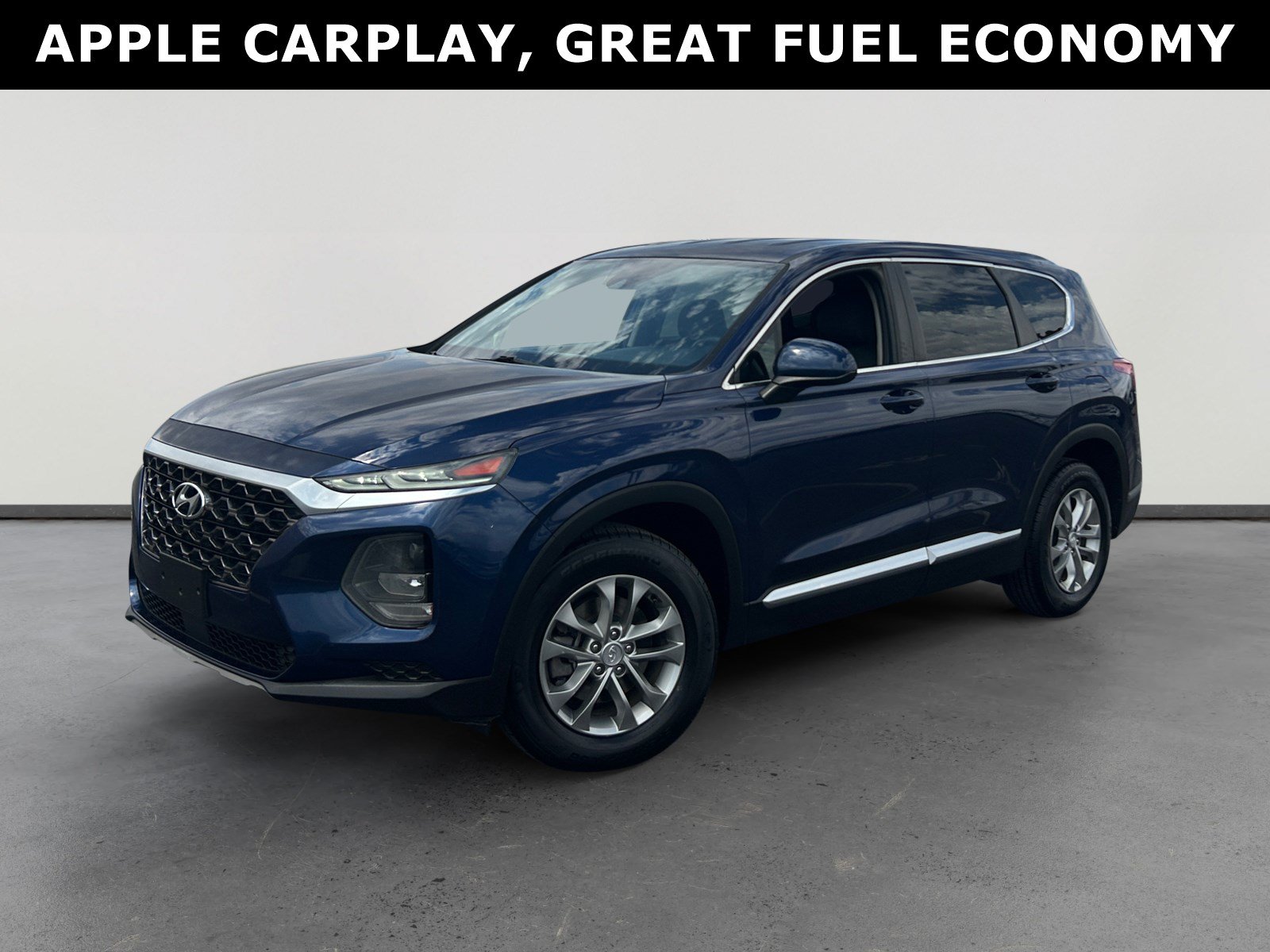 Used 2019 Hyundai Santa Fe SE FWD image 1