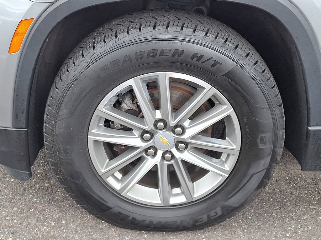 Used 2023 Chevrolet Traverse LT AWD/4WD image 29