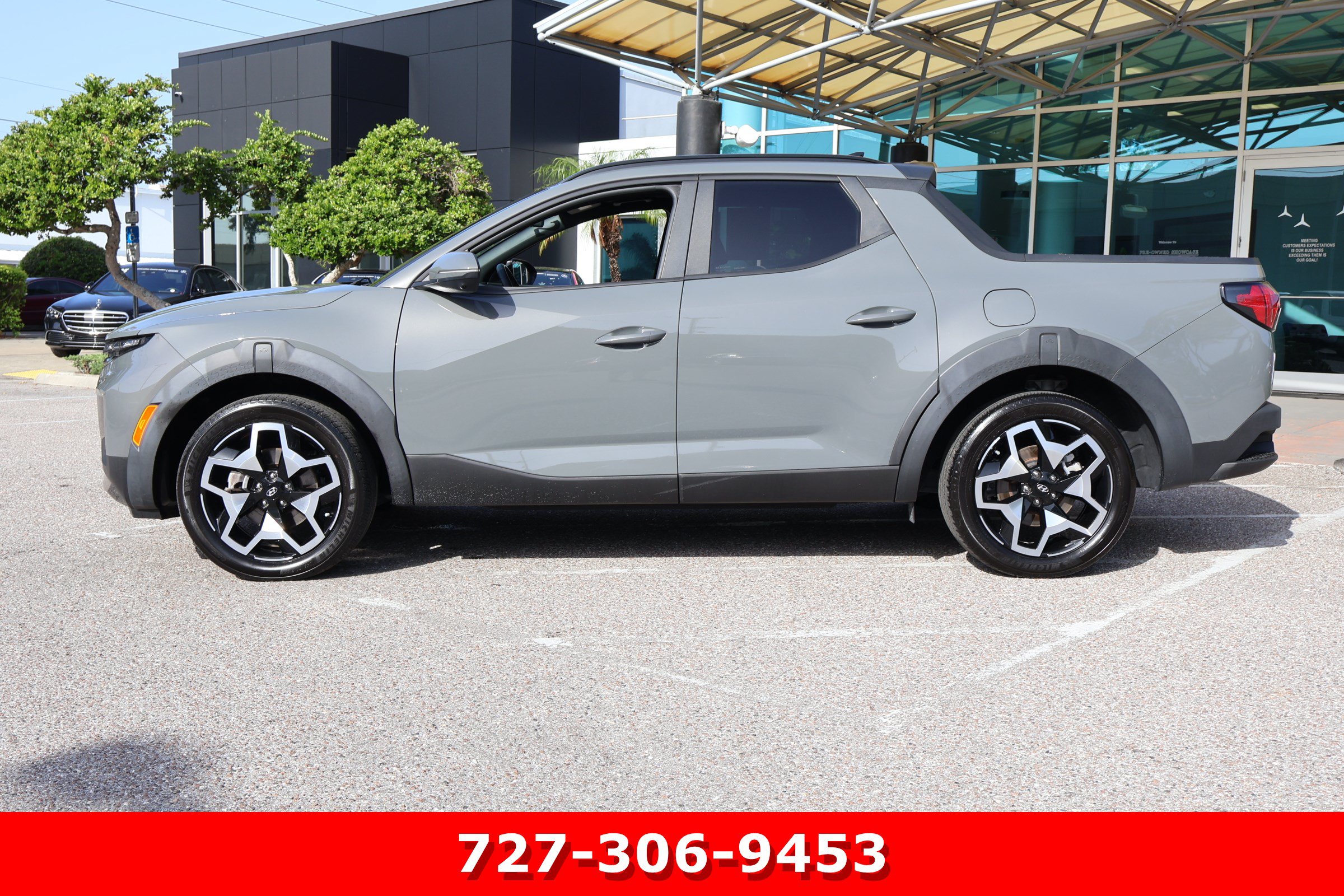 Used 2022 Hyundai Santa Cruz Limited AWD/4WD image 6