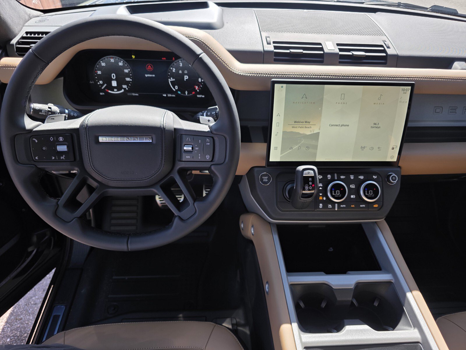 New 2026 Land Rover Defender 90 V8 AWD/4WD image 4