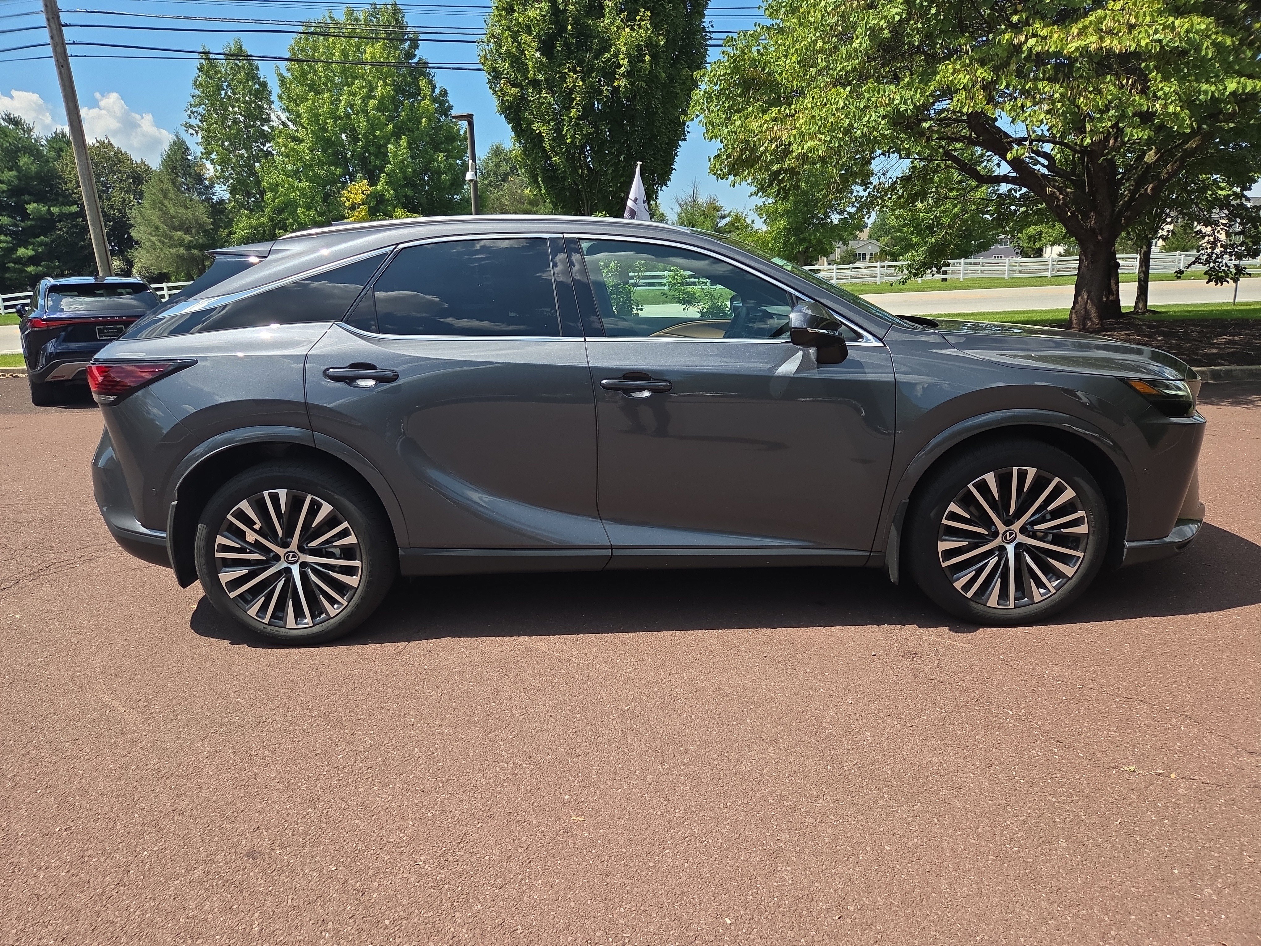 Certified 2025 Lexus RX 350 Premium Plus w/ Convenience Package AWD/4WD image 2