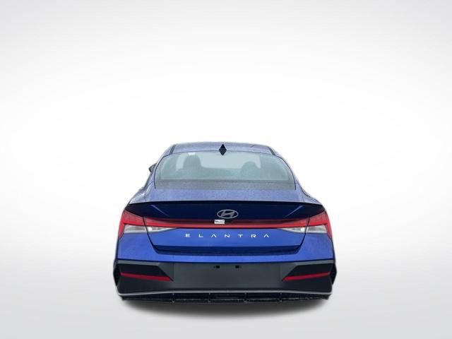 New 2026 Hyundai Elantra SEL Sport Premium image 7