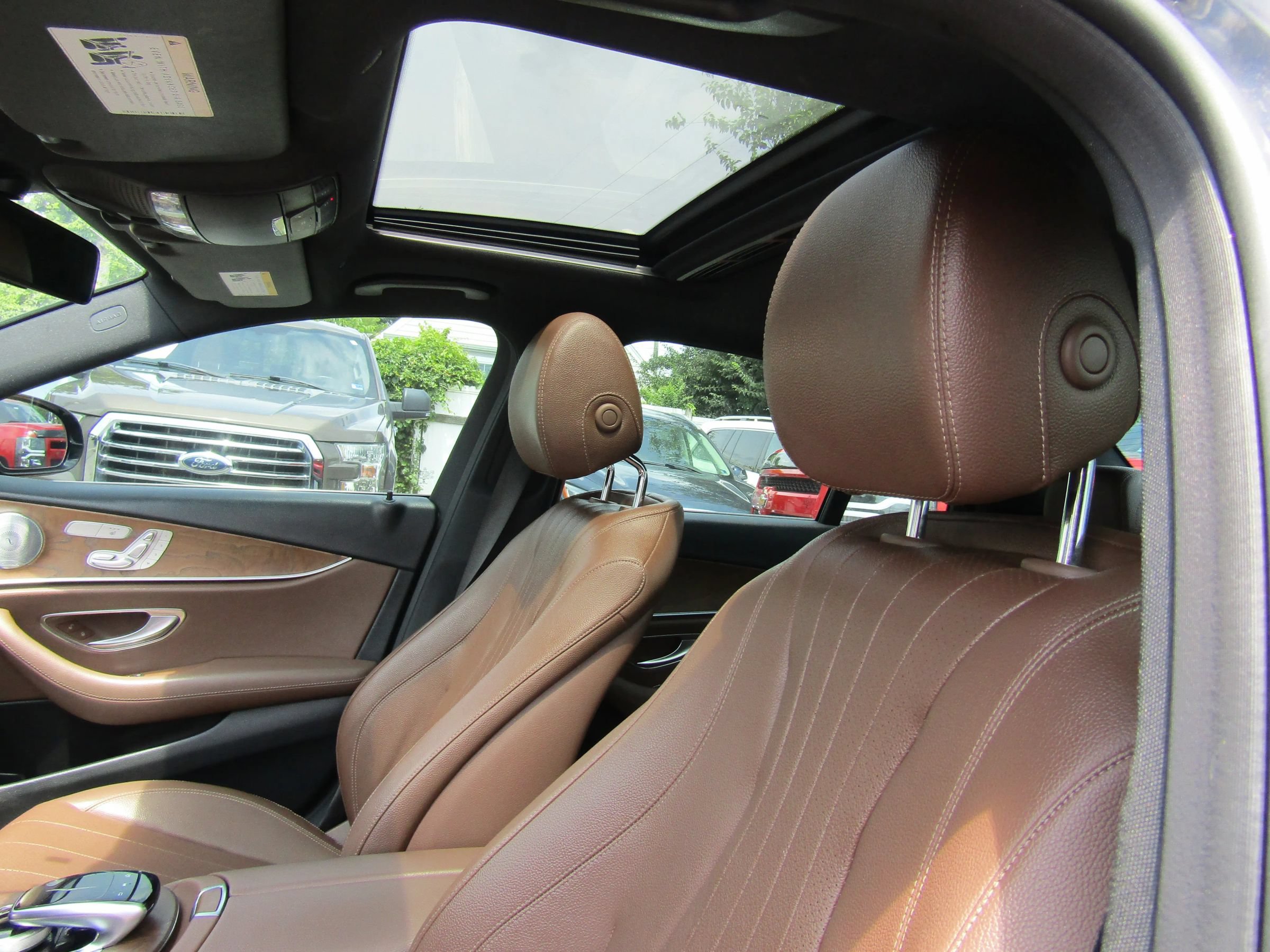 Used 2018 Mercedes-Benz E 300 4MATIC w/ Premium 1 Package image 19
