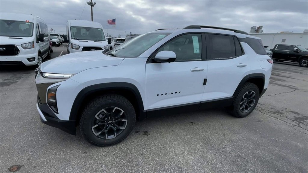 New 2026 Chevrolet Equinox ACTIV w/ Convenience Package III image 6