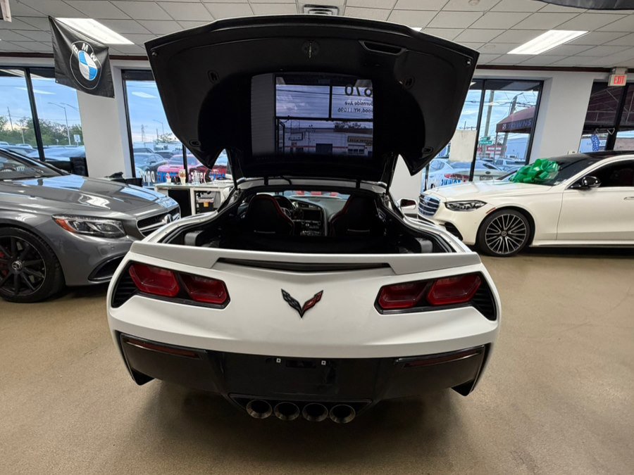 Used 2016 Chevrolet Corvette Stingray Coupe w/ 2LT Preferred Equipment Group RWD image 26