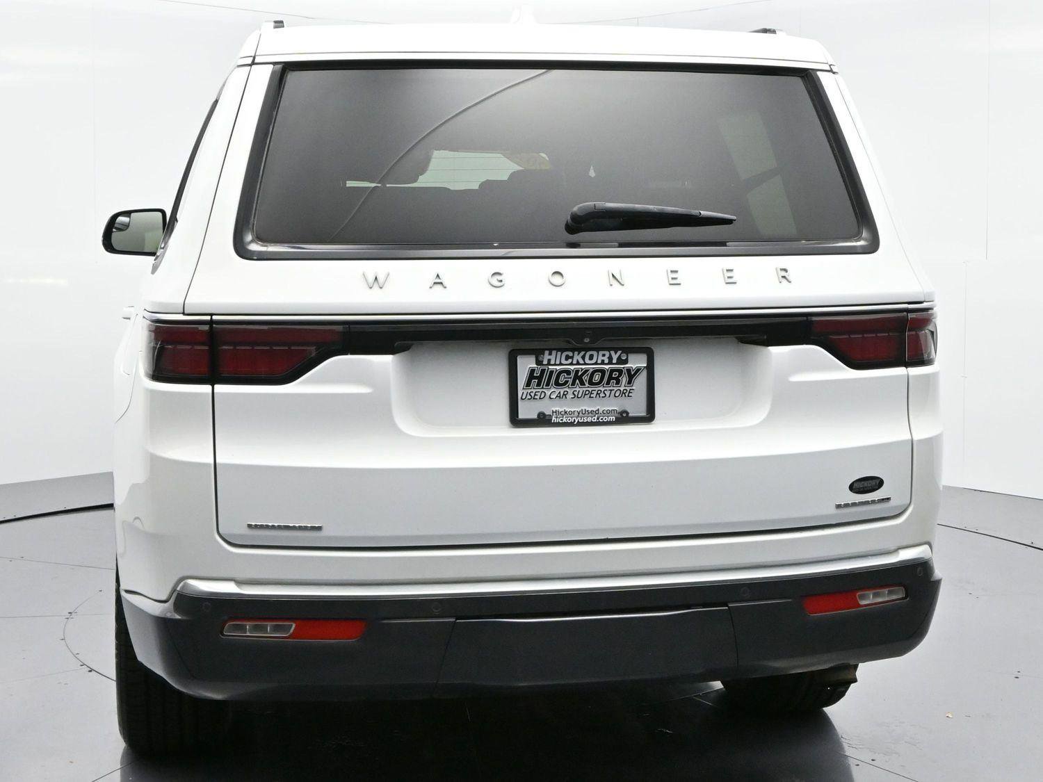 Used 2022 Jeep Wagoneer Series II image 6