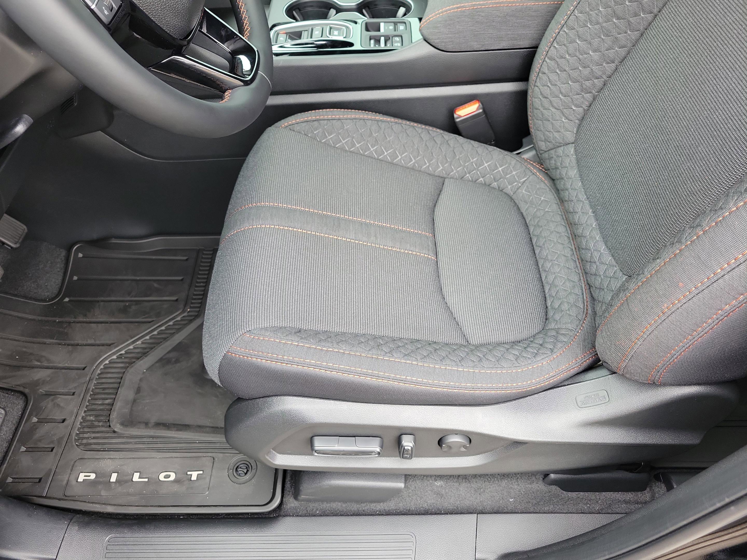 New 2026 Honda Pilot Sport image 26