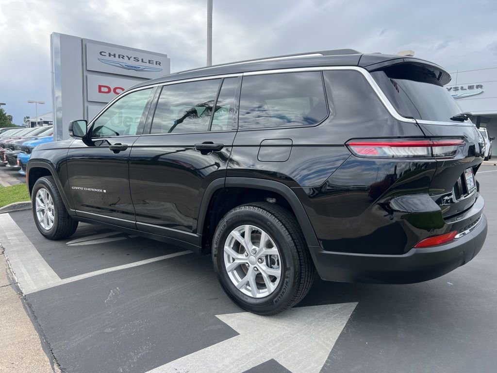 Used 2023 Jeep Grand Cherokee L Limited w/ Trailer Tow Group (B) AWD/4WD image 18