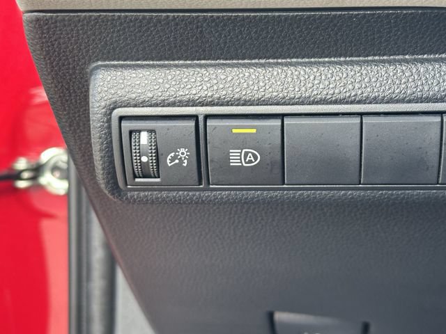 Certified 2025 Toyota Corolla LE FWD image 22