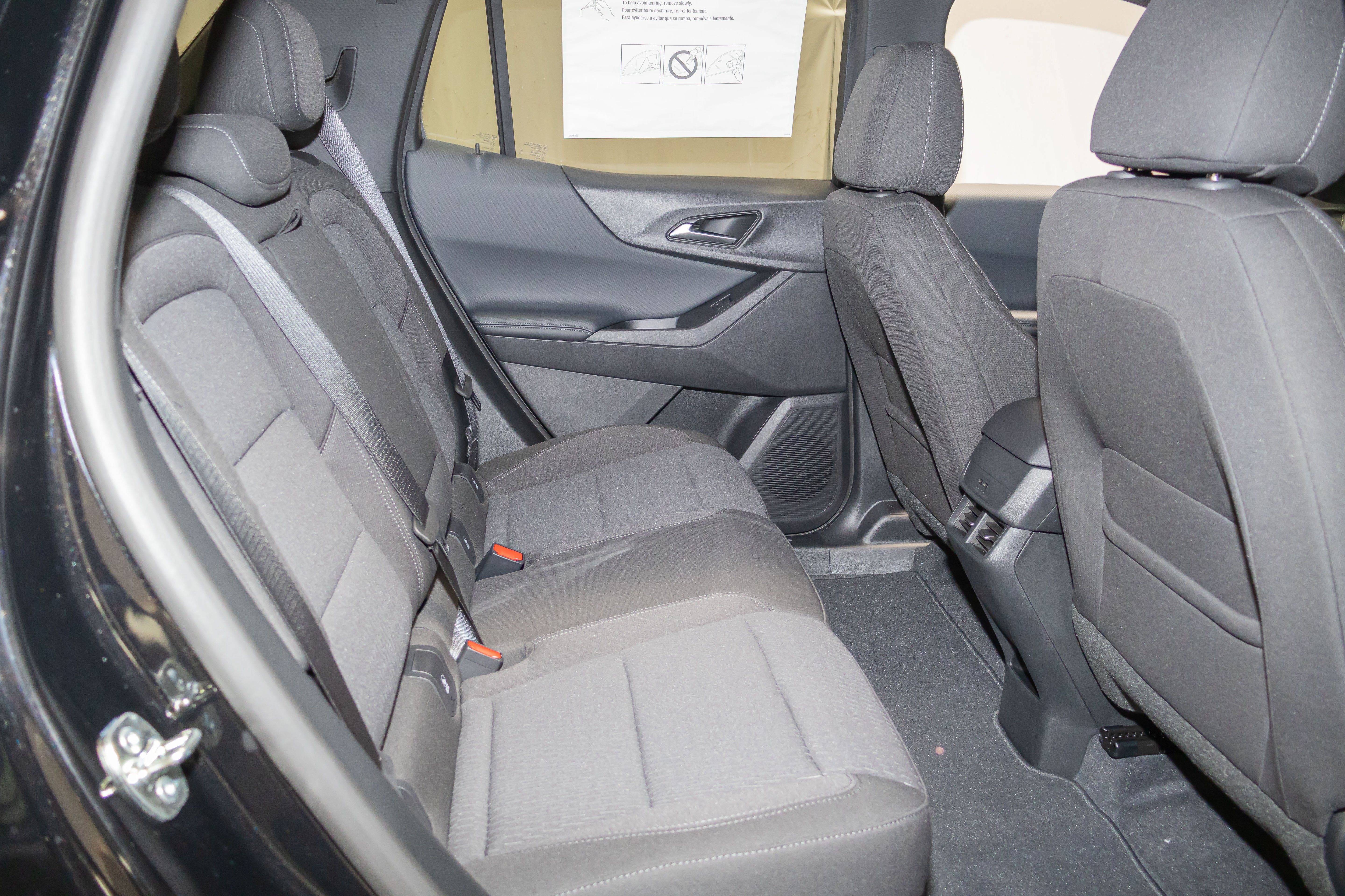 New 2027 Chevrolet Equinox LT w/ Safety and Technology Package FWD image 11