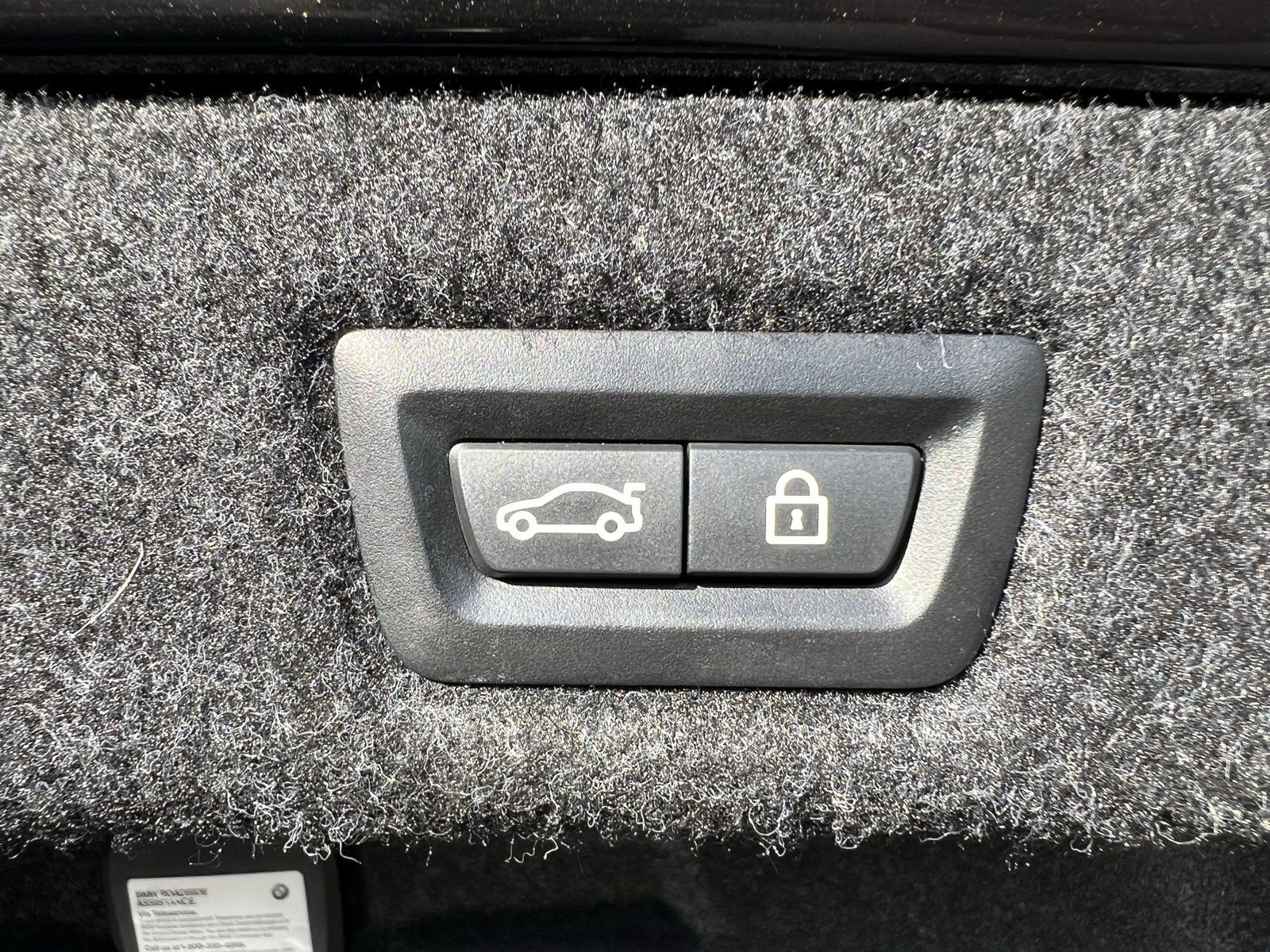 Used 2020 BMW M550i xDrive w/ Executive Package image 27