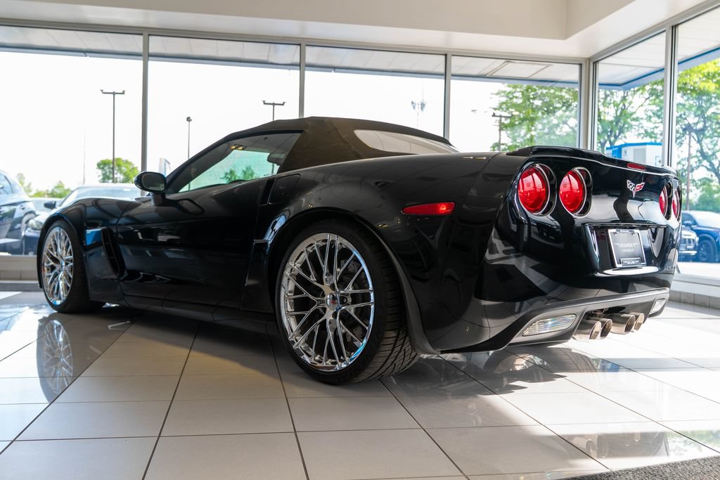 Used 2013 Chevrolet Corvette 427 w/ 1SB Preferred Equipment Group RWD image 9