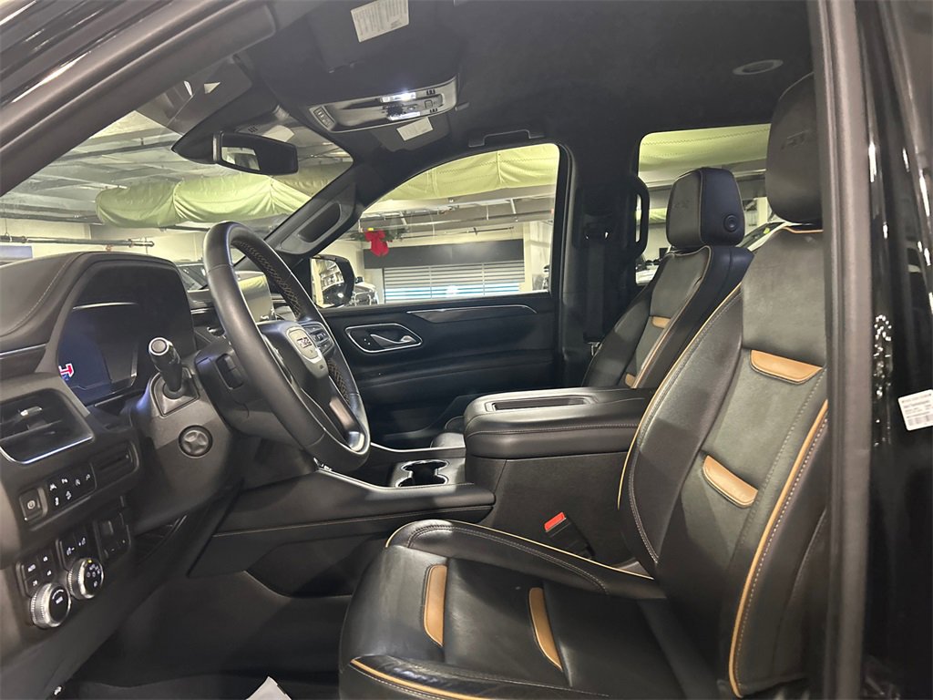 Used 2022 GMC Yukon AT4 w/ Max Trailering Package image 10