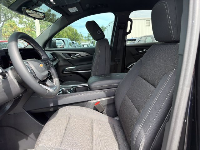 New 2026 Chevrolet Traverse LT w/ Driver Confidence Package FWD image 17