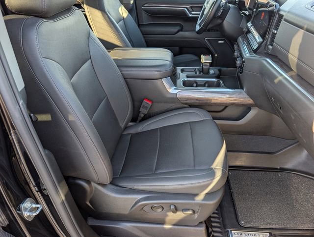 Used 2024 Chevrolet Silverado 1500 LTZ w/ LTZ Convenience Package II image 25